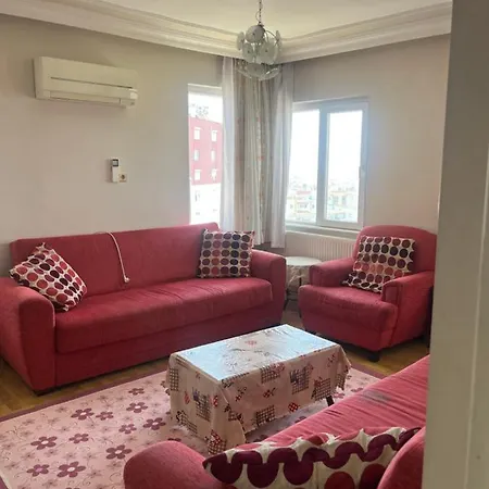 Denize Nazir Genis Daire Antalya